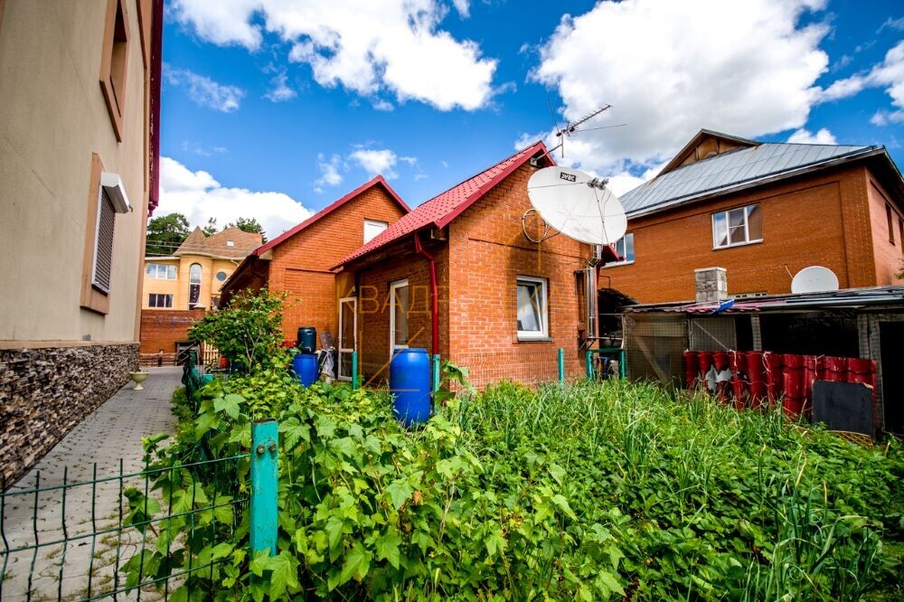 Продажа дома, 640м <sup>2</sup>, 9 сот., Новосибирск